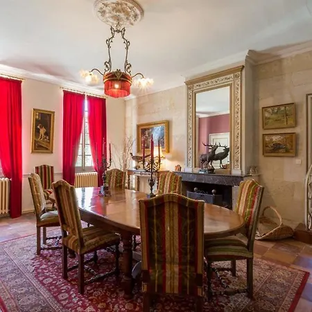 Chateau Sleeps 12 Pool Wifi Сasa de vacaciones